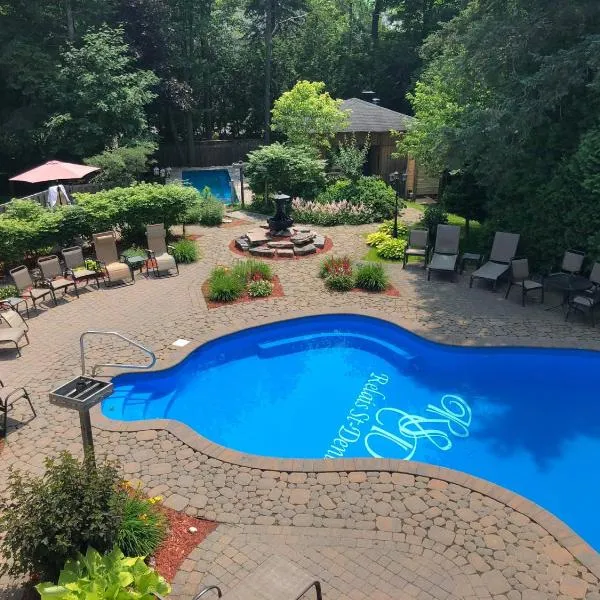 Relais St-Denis, hotel en Saint-Sauveur-des-Monts
