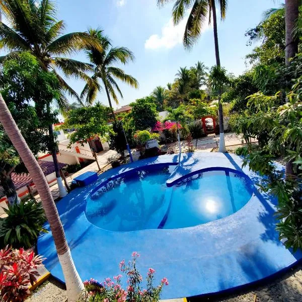 Hotel Oasis Melaque: San Patricio Melaque'de bir otel