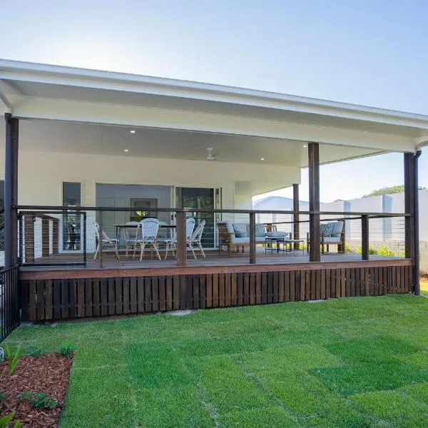 Crab Cottages, hotel in Urangan
