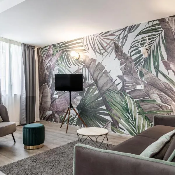 Stay COOPER l Tivoli, hotel in Bolzano