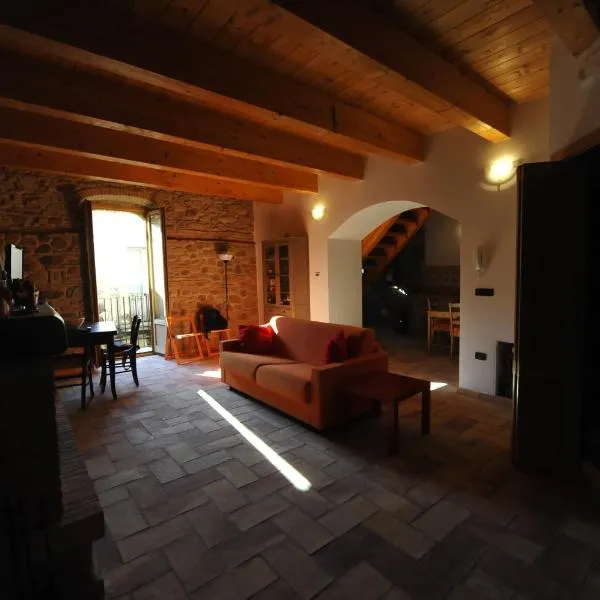 Casa Storica, hotel v destinaci Francavilla Marittima