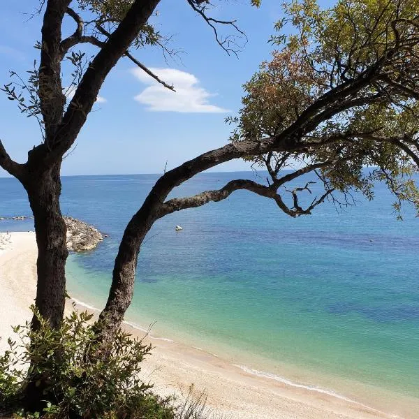 La Dolce Vita，位于卡斯泰尔菲达尔多的酒店