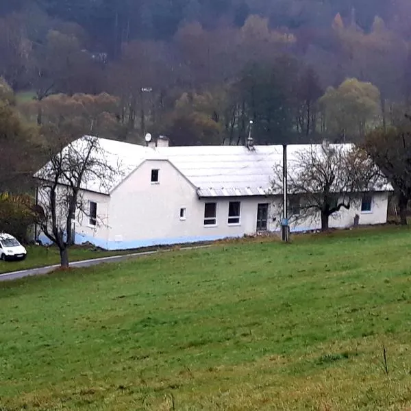 Doly 4, ξενοδοχείο σε Bouzov