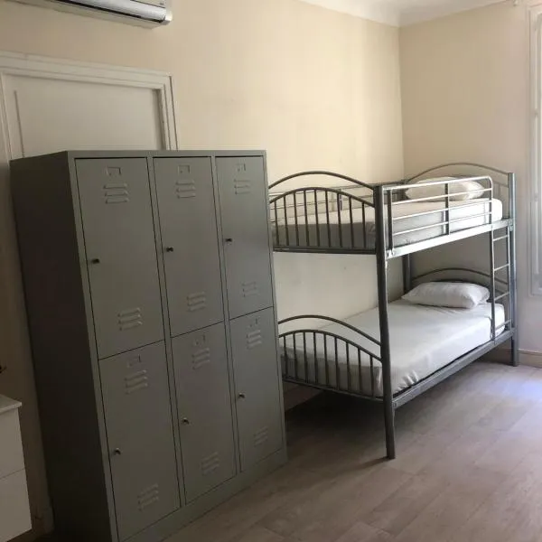 La Promenade House, ξενοδοχείο στη Νίκαια