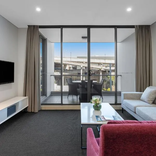 Meriton Suites North Ryde, hotel u Sydneyju
