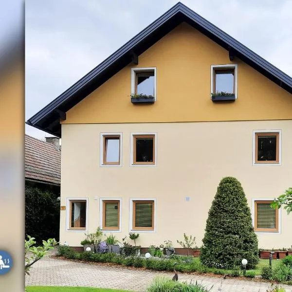 Ferienwohnung - a Auszeit, hotel en Neumarkt in Steiermark