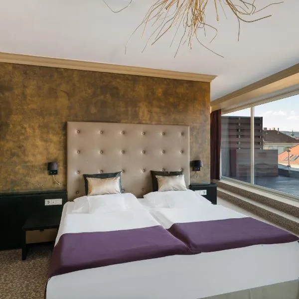 Corso Hotel Pécs, hotel in Pécs