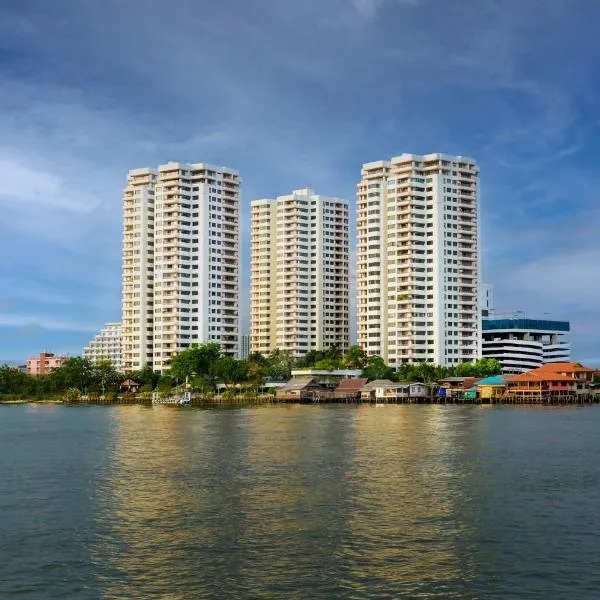 Riverine Place Hotel and Residence, hotel en Nonthaburi