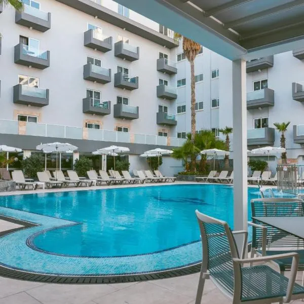 Bora Bora Ibiza Malta Resort - Music Hotel - Adults Only 18 plus, hotel v destinaci St Paul's Bay