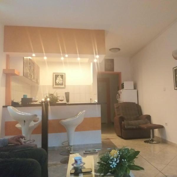 Apartman NV