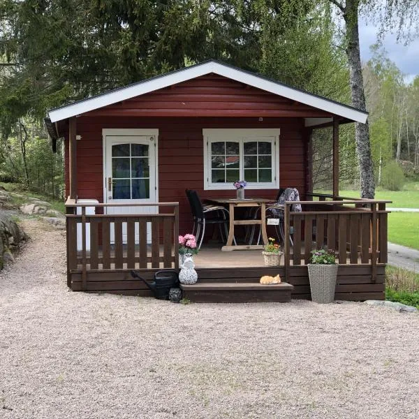 Stuga utanför Fjällbacka, ξενοδοχείο σε Fjällbacka