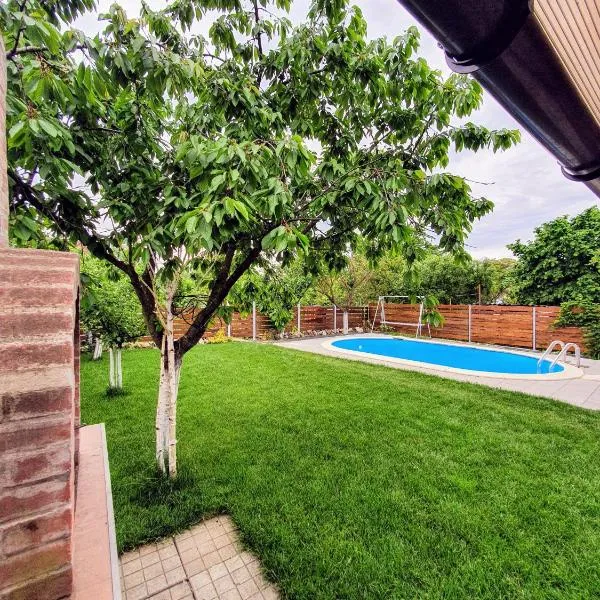 LA CASSA, hotel v destinaci Temešvár