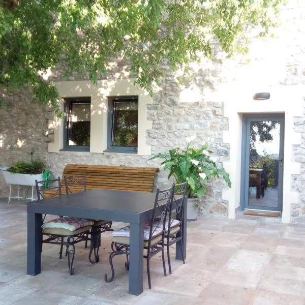 La Casa dels Lledoners, hotel v destinaci Masarach