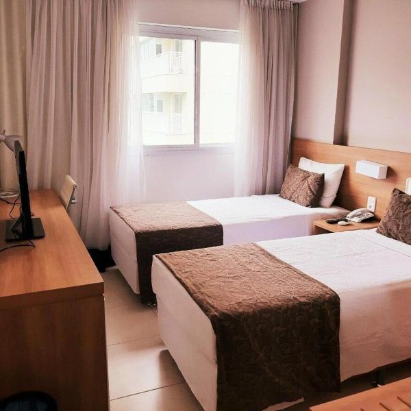 MELHOR LOCALIZAÇÃO NA BARRA DA TIJUCA- Apartamento com Ar, wifi, microondas