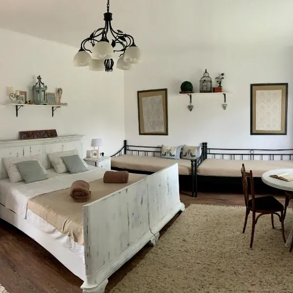 Gyere be Vendégház、Drégelypalánkのホテル