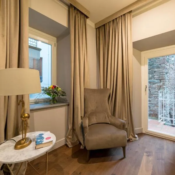 Palazzo 42 - Boutique Hotel & Suites, hotel v destinaci Pistoia