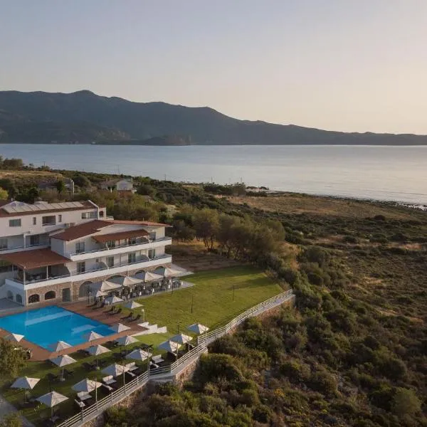 ALKINOI RESORT AND SPA, מלון במונמבאסיה