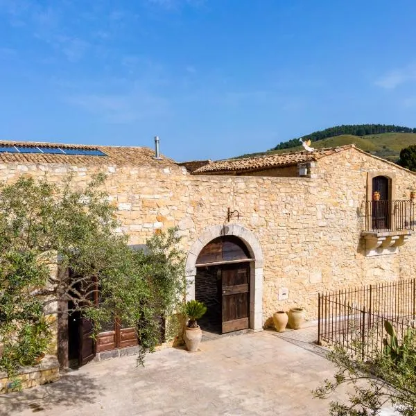 Masseria Fortificata Lo Zafferaneto, ξενοδοχείο σε Buccheri