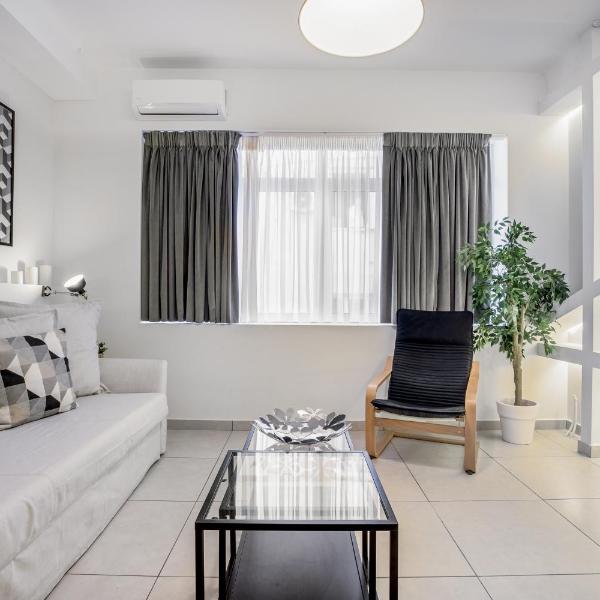 Supreme B1 Apartment in Syntagma