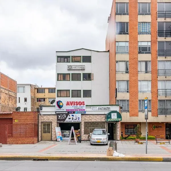 CASA HOTEL VICTORIA Av 30, hotel in Bogotá