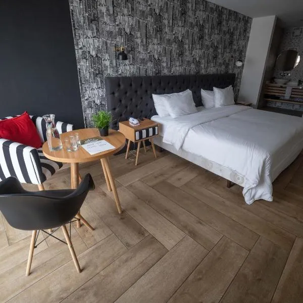 1460 Luxury Room KAIA - Best Place in Quito, ξενοδοχείο σε Κίτo