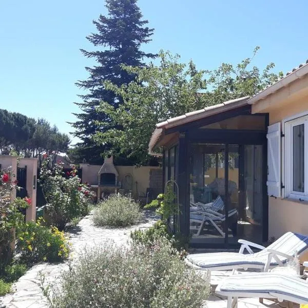 Villa 3 étoiles près des plages, Parking, Wifi, Clim, hotel v destinaci Sauvian