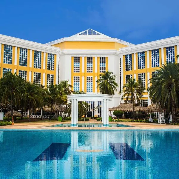 Hesperia Isla Margarita, hotel din La Playa