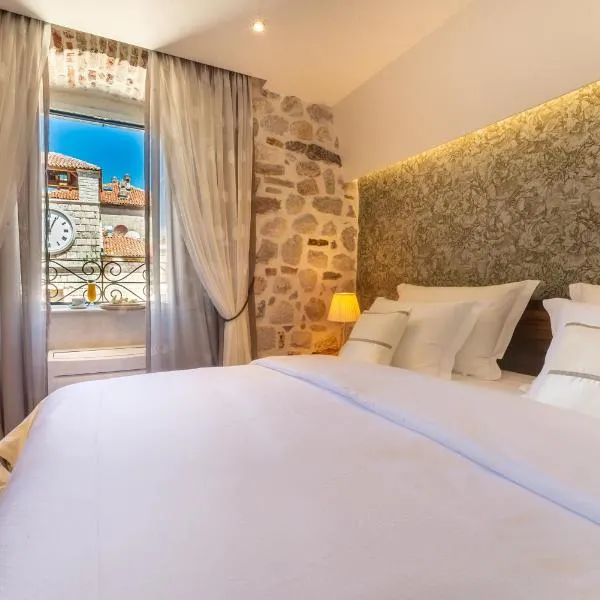 Apartments Hun, ξενοδοχείο στο Κότορ