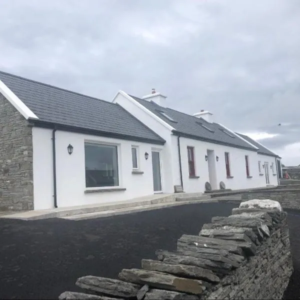 Conway's Cottage with Sea View Nestling by Cliffs-of-Moher, מלון בליסקאנור