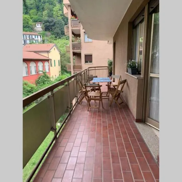 Lario Promenade: family friendly apartment in Como, hotel in Como