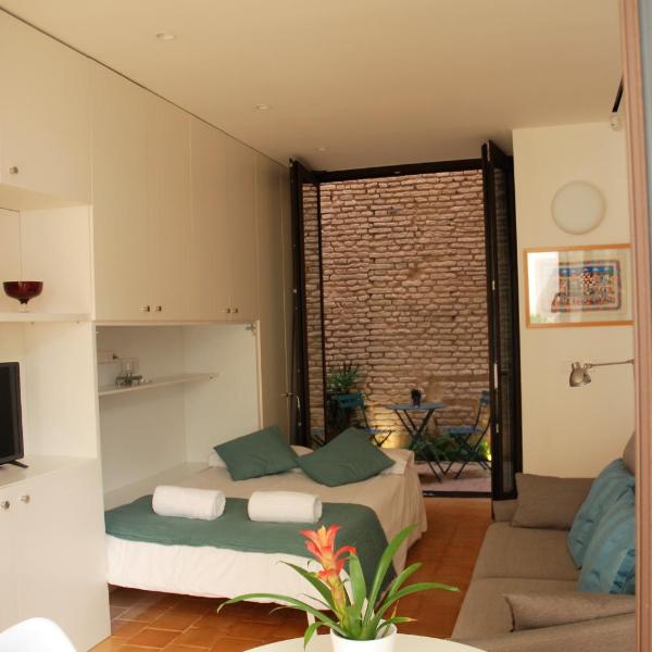 Loving Seville San Juan 3, Севилья