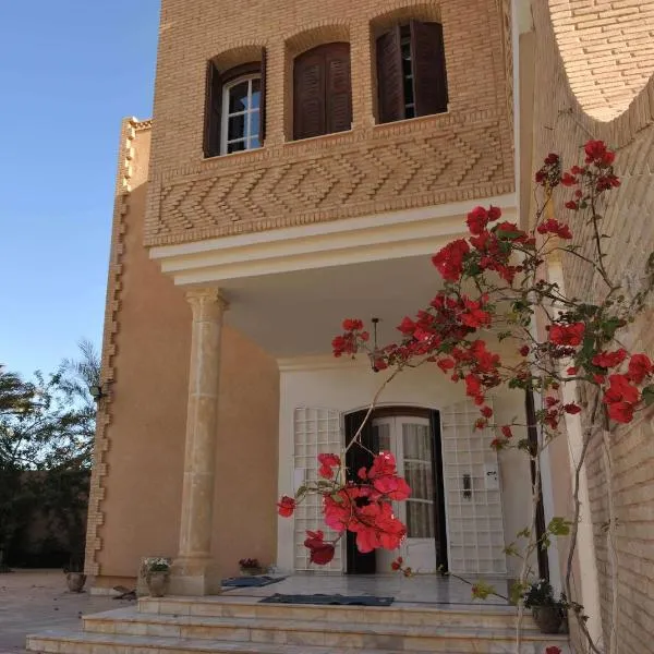 Maison D'Hôtes villa Fatima, Hotel in Tozeur