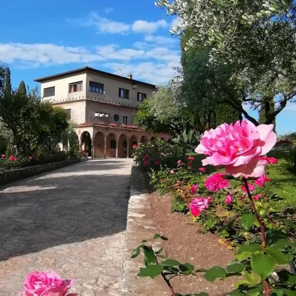 Villa Paradiso, hotel in Sirmione