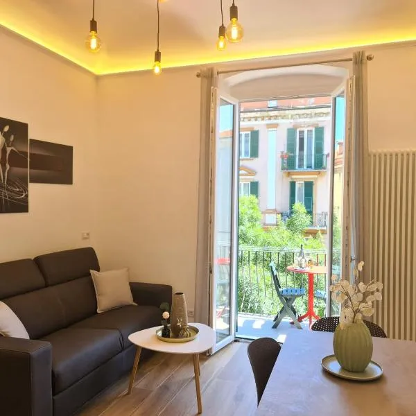 SONI APARTMENT, hotel in La Spezia