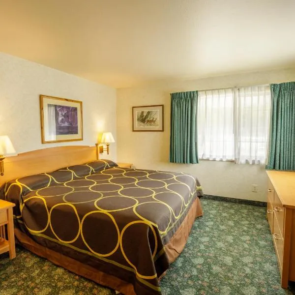 The Summit Inn, hotel in Snoqualmie Pass