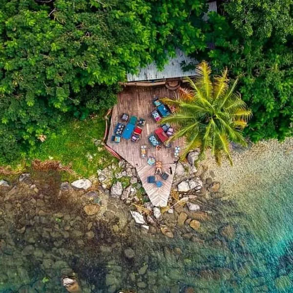 Butterfly Space- A Non-Profit Eco-Lodge, hotel in Nkhata Bay