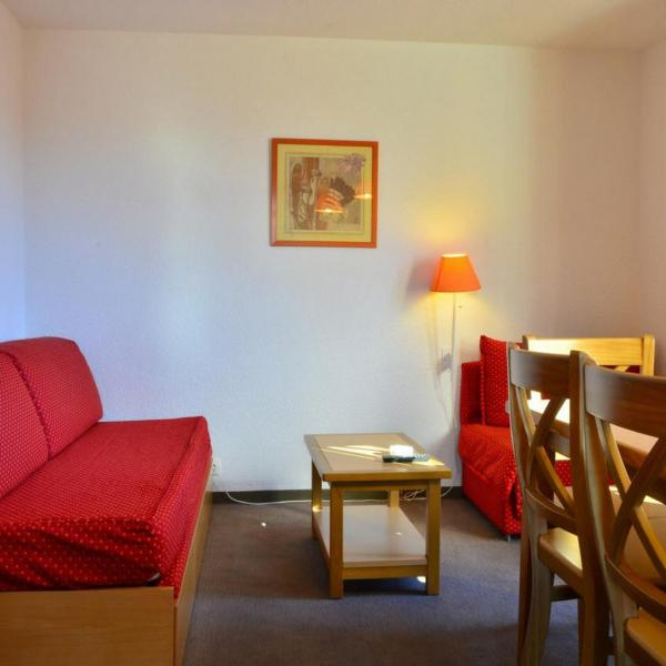 Charmant T2 cabine 6 pers, 36m², balcon, vue, proche pistes et commerces, La Plagne, 2* & 4 "Cristaux" - FR-1-329-8