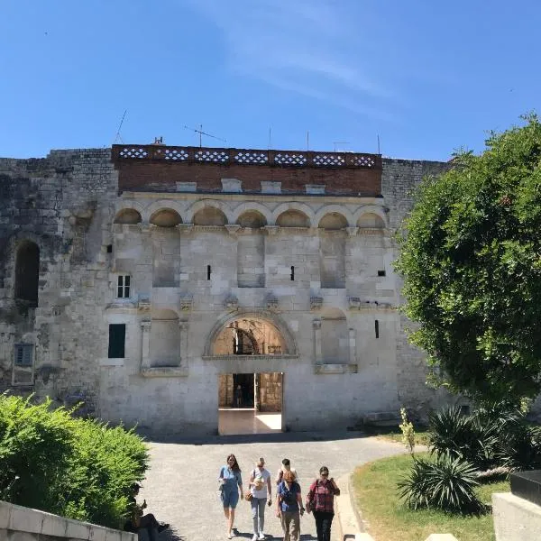 Central Park Residence, hotel in Split