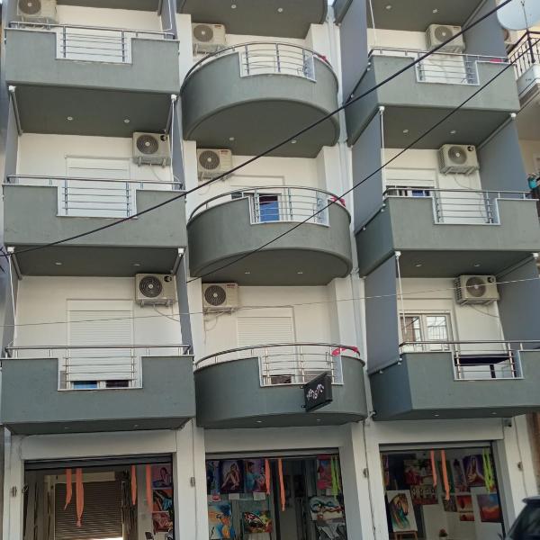 Artistic Rent Rooms & Apartments