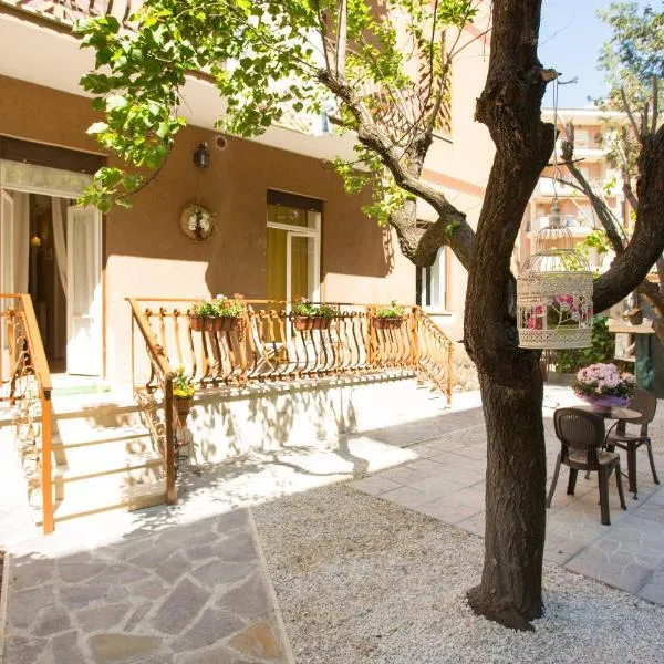 Casa Lollobrigida, hotel in Ciampino