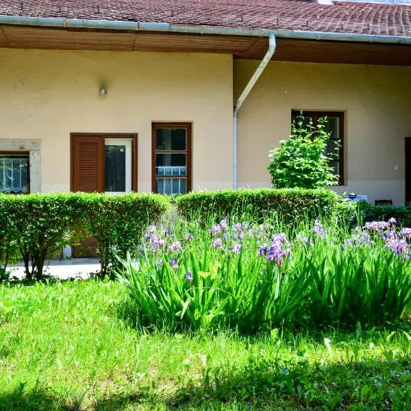Afrodité Apartmanok, hotel in Eger
