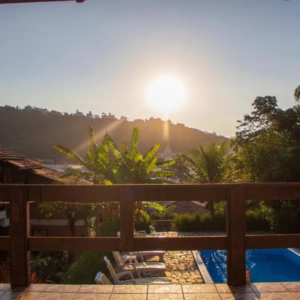 Pousada Guaruja, hotel in Bombinhas