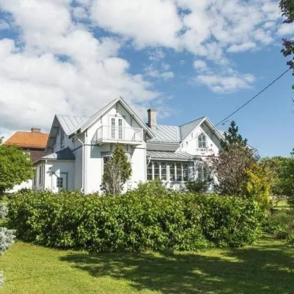 Susannes B&B, ξενοδοχείο σε Västerbo