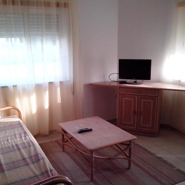 Albufeira 1 bedroom apartment 5 min. from Falesia beach and close to center! E