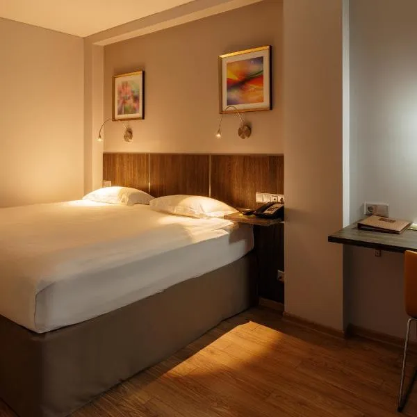 Smart Hotel Bishkek, hotel v destinaci Biškek