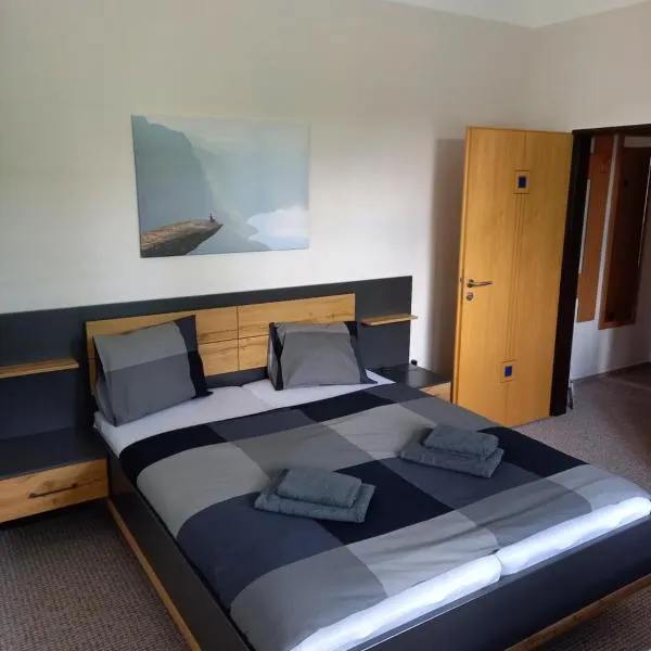 Penzion Lokotka Děčín, ξενοδοχείο σε Děčín