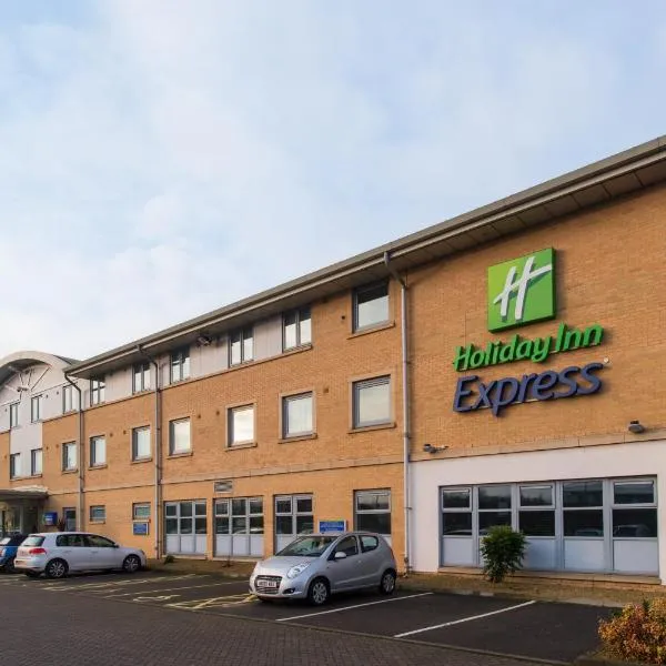 Holiday Inn Express East Midlands Airport by IHG, hotel in Castle Donington
