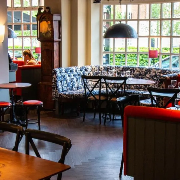 The Broadway Hotel、レッチワースのホテル