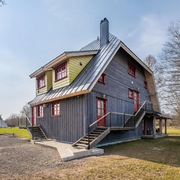 Soomaa Puhkeküla, hotel in Riisa
