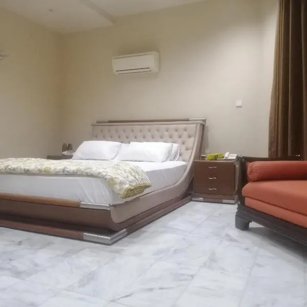 HOTEL STATE RESIDENCY, hotel v Bahawalpuru